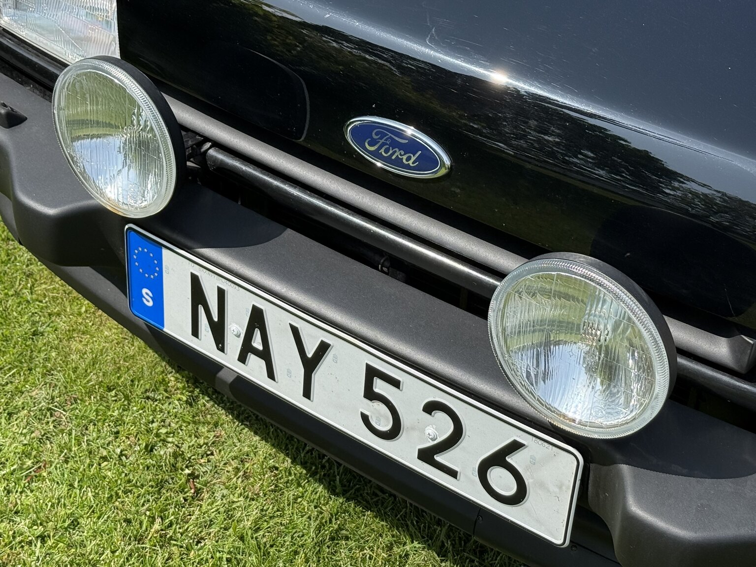 Exterior image of 1988 Ford Fiesta XR2