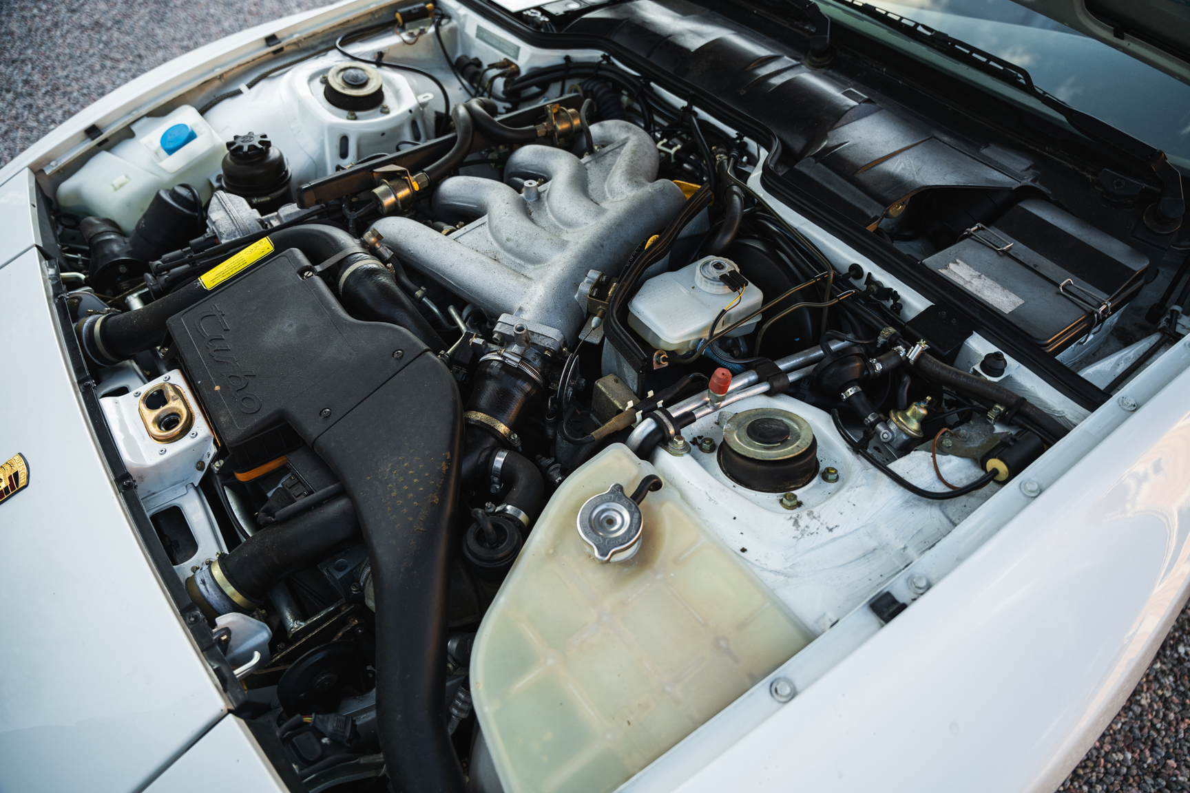 Image of 1991 Porsche 944 Turbo Cabriolet mechanics