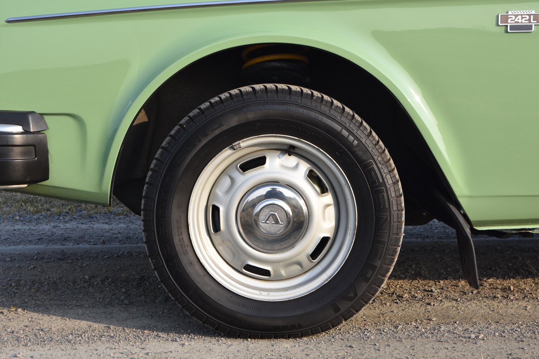 Aussenfoto 1975 Volvo 242