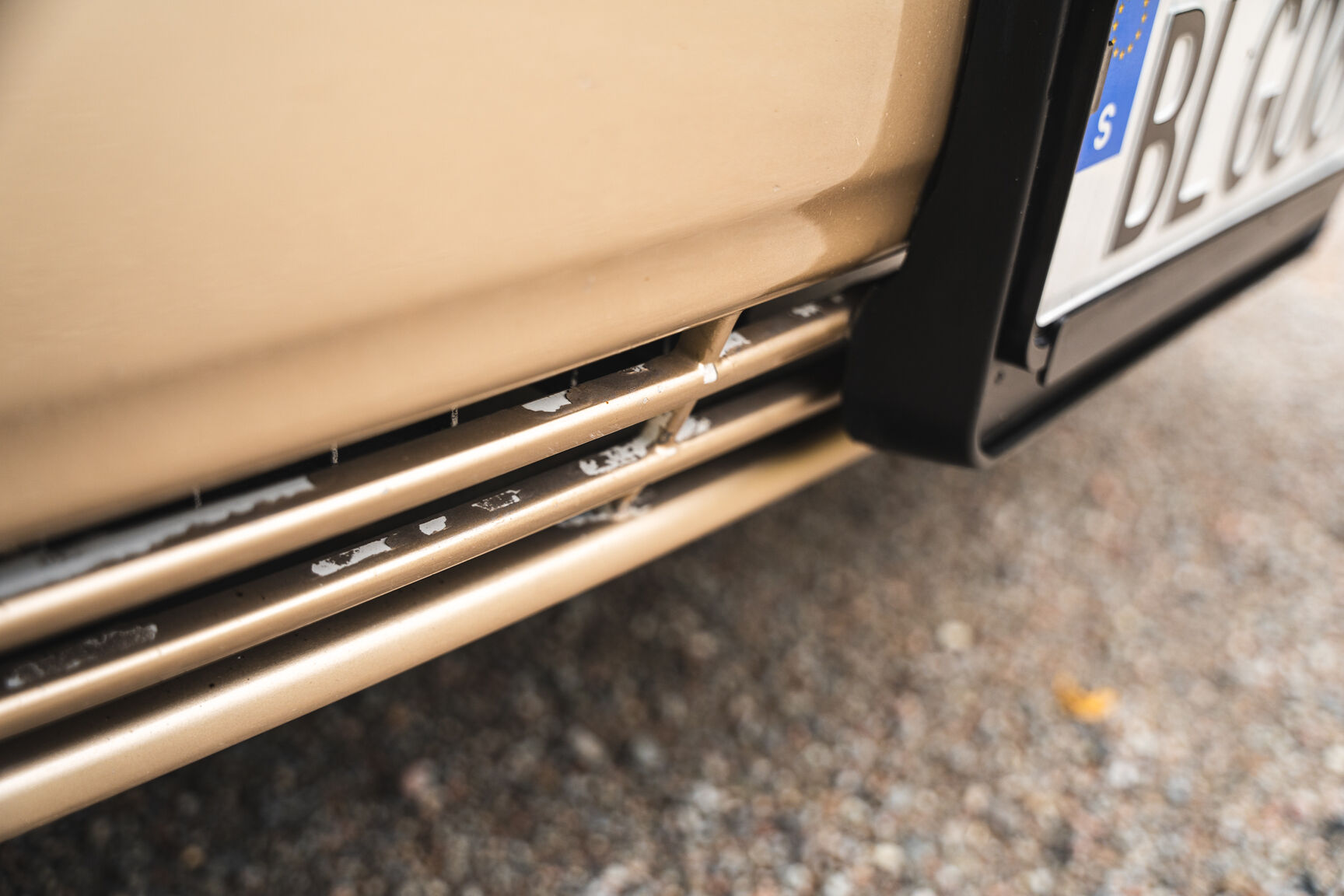 Exteriörbild på 2003 Lincoln Town Car