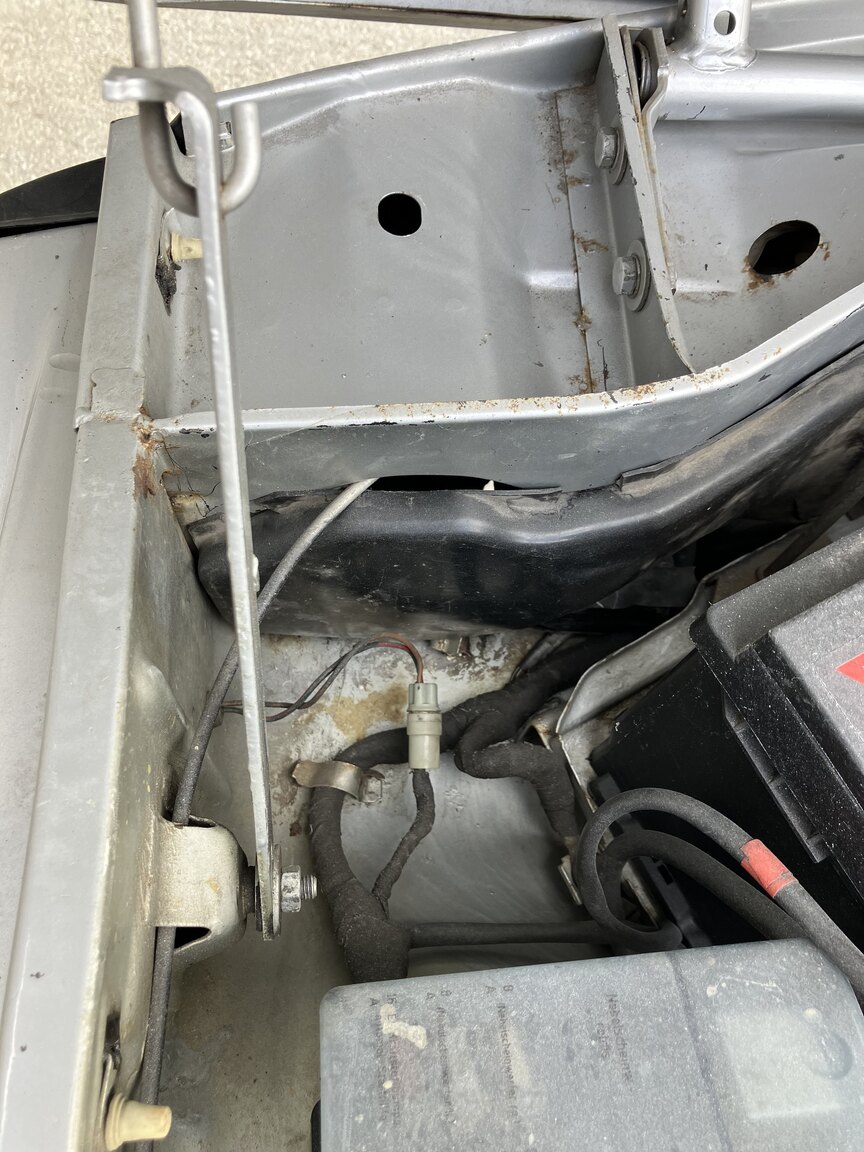 Image of 1979 BMW 323i mechanics