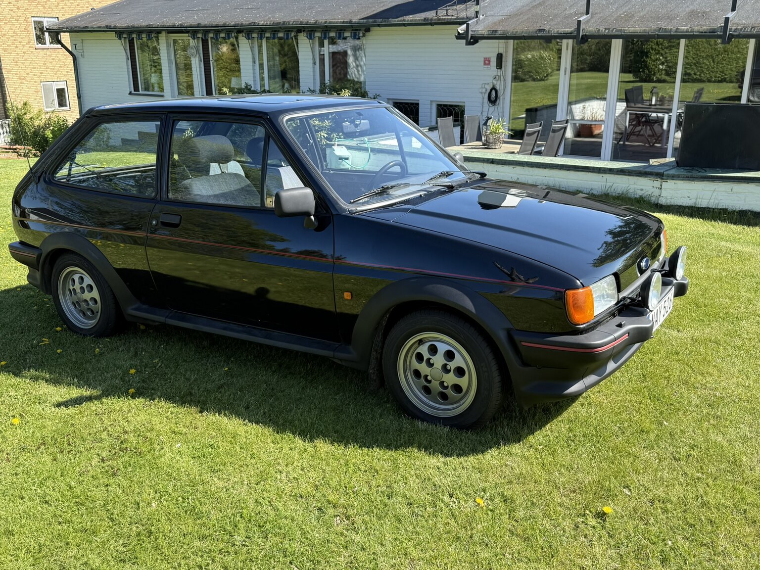 Exteriörbild på 1988 Ford Fiesta XR2
