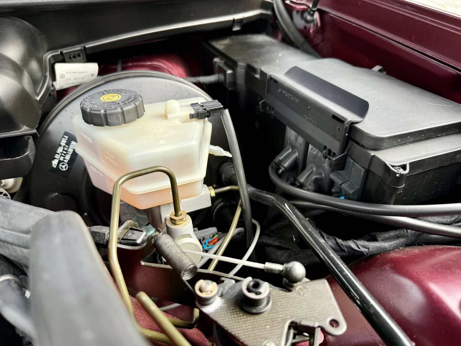 Image of 1997 Mercedes-Benz E 290 TD mechanics (7)