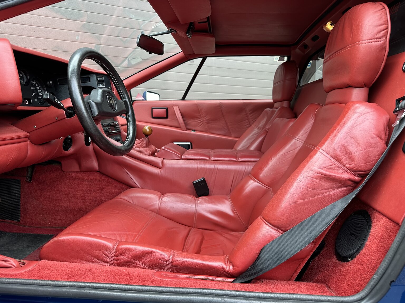 Innenraumfoto von 1987 Lotus Esprit Turbo HCi (2)