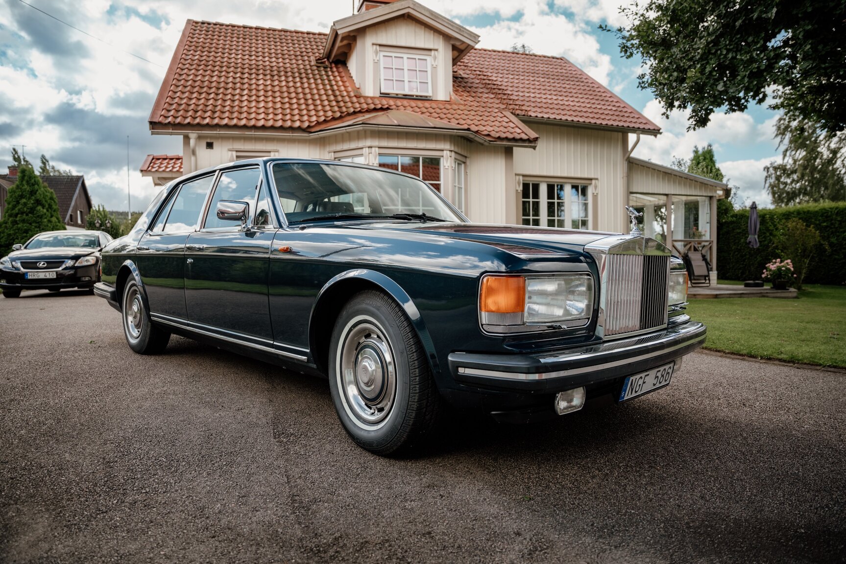 Exteriörbild på 1982 Rolls Royce Silver Spirit