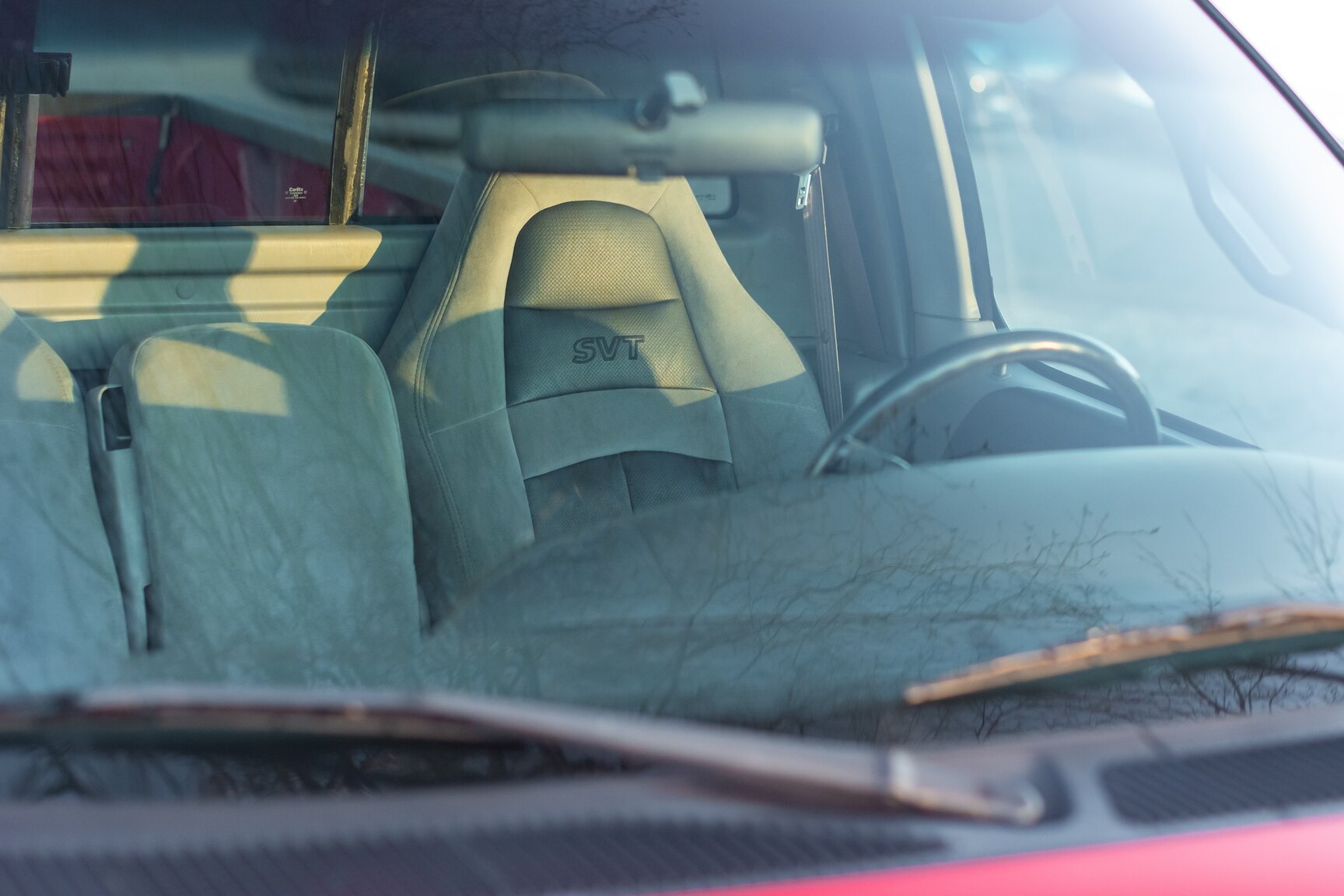 Interior image of 2000 FORD F-150 SVT Lightning