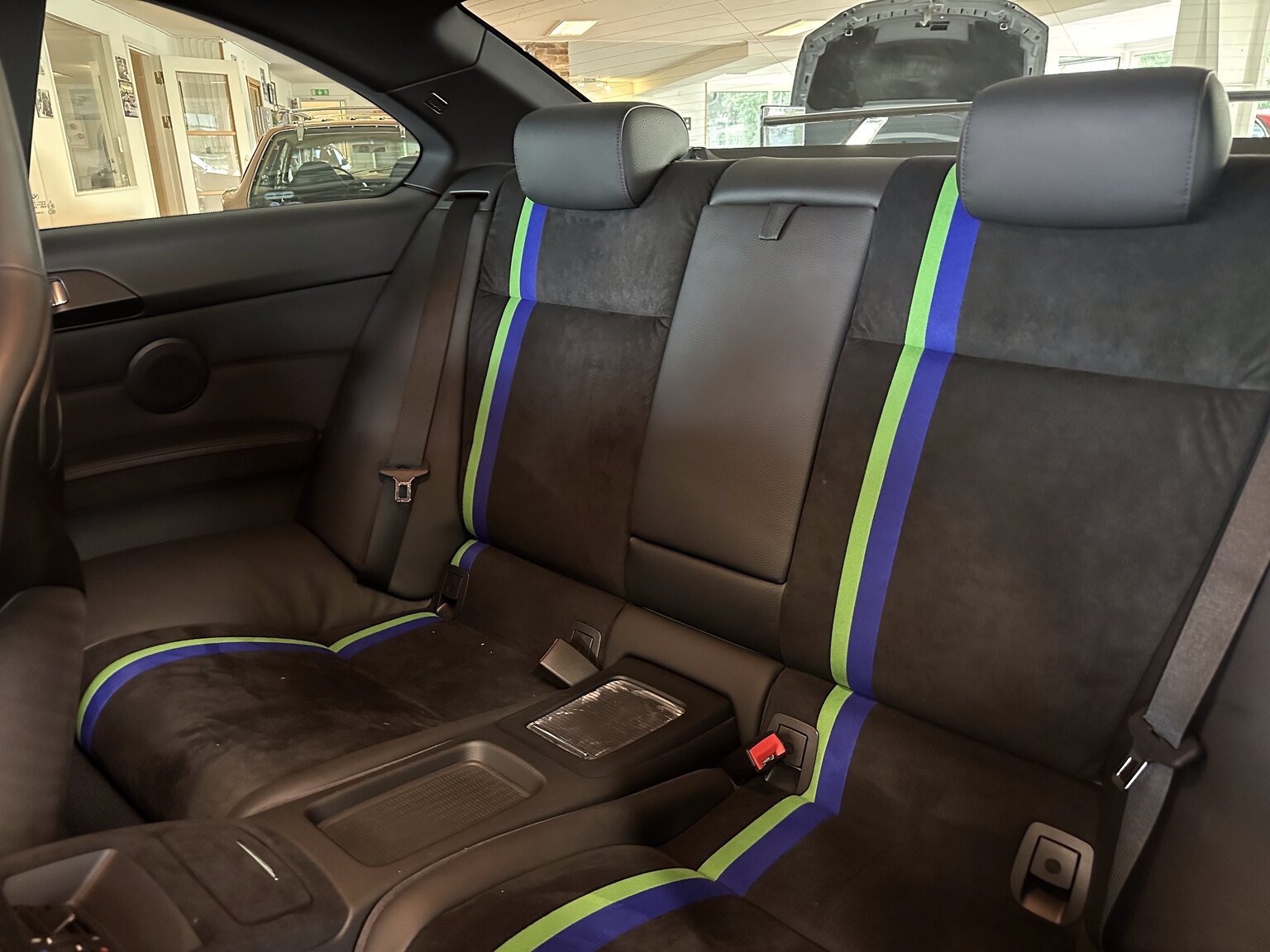 Innenraumfoto von 2012 ALPINA B3 GT3 Switch-Tronic