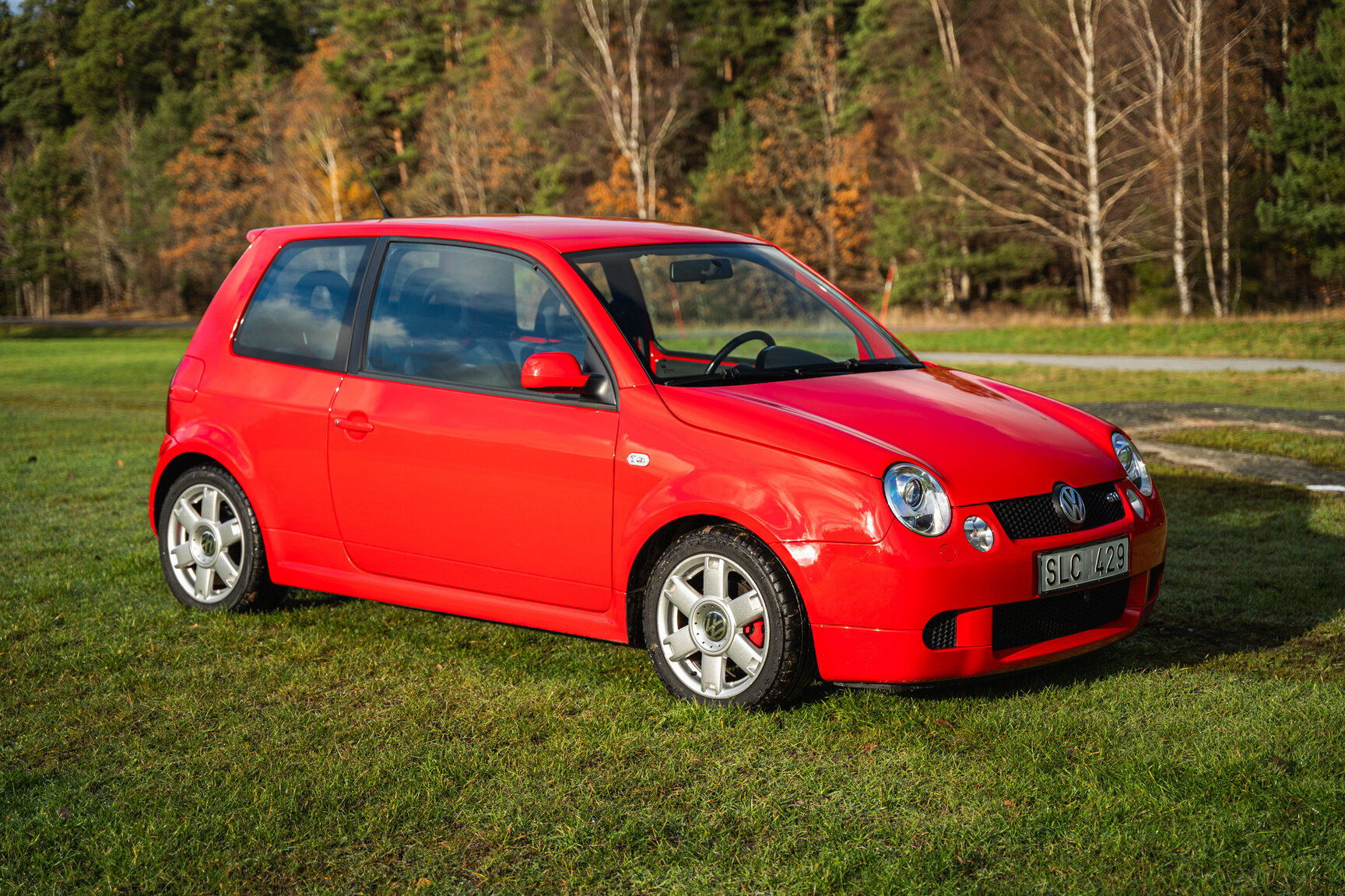 Exterior image of 2001 VW Lupo GTI