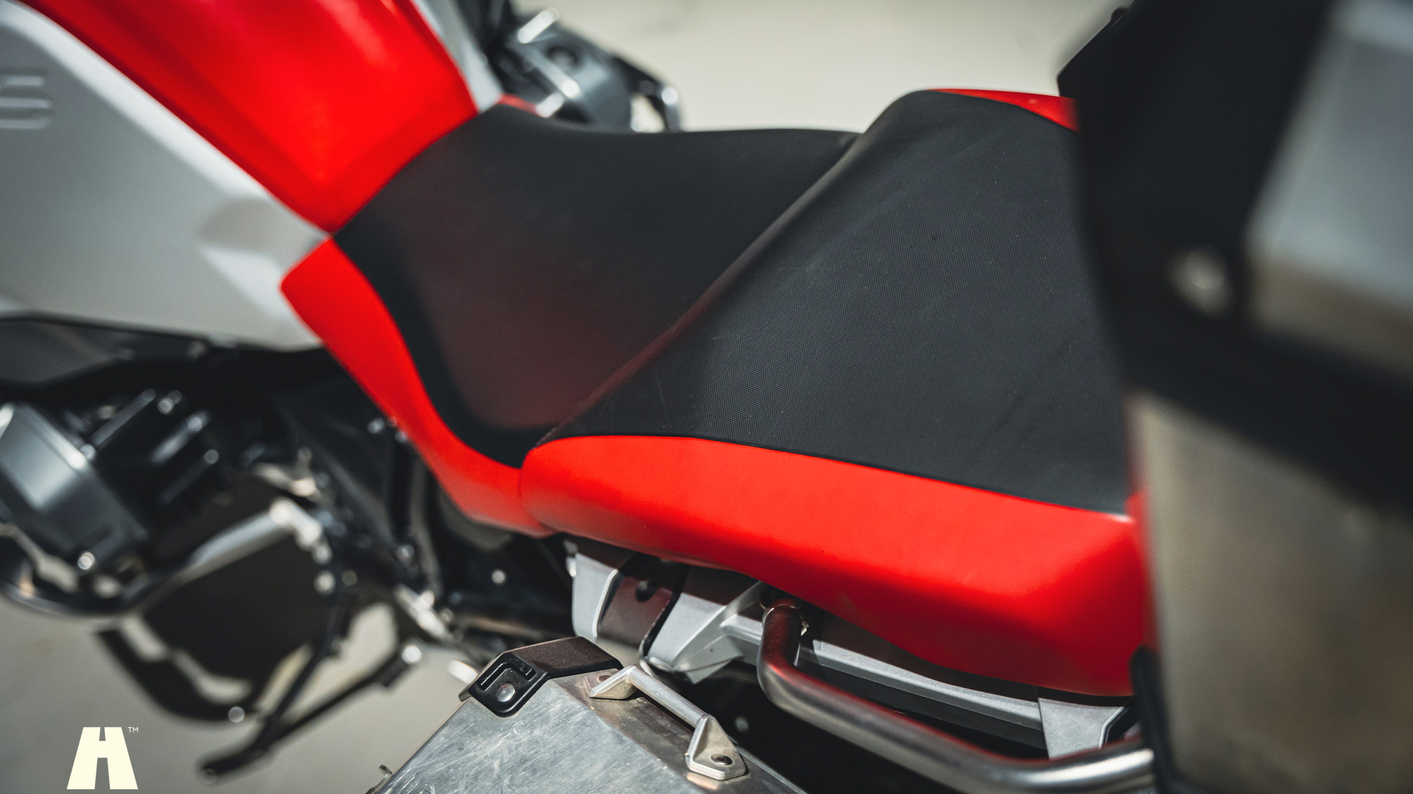 Exteriörbild på 2017 BMW R 1200 GSA (79)