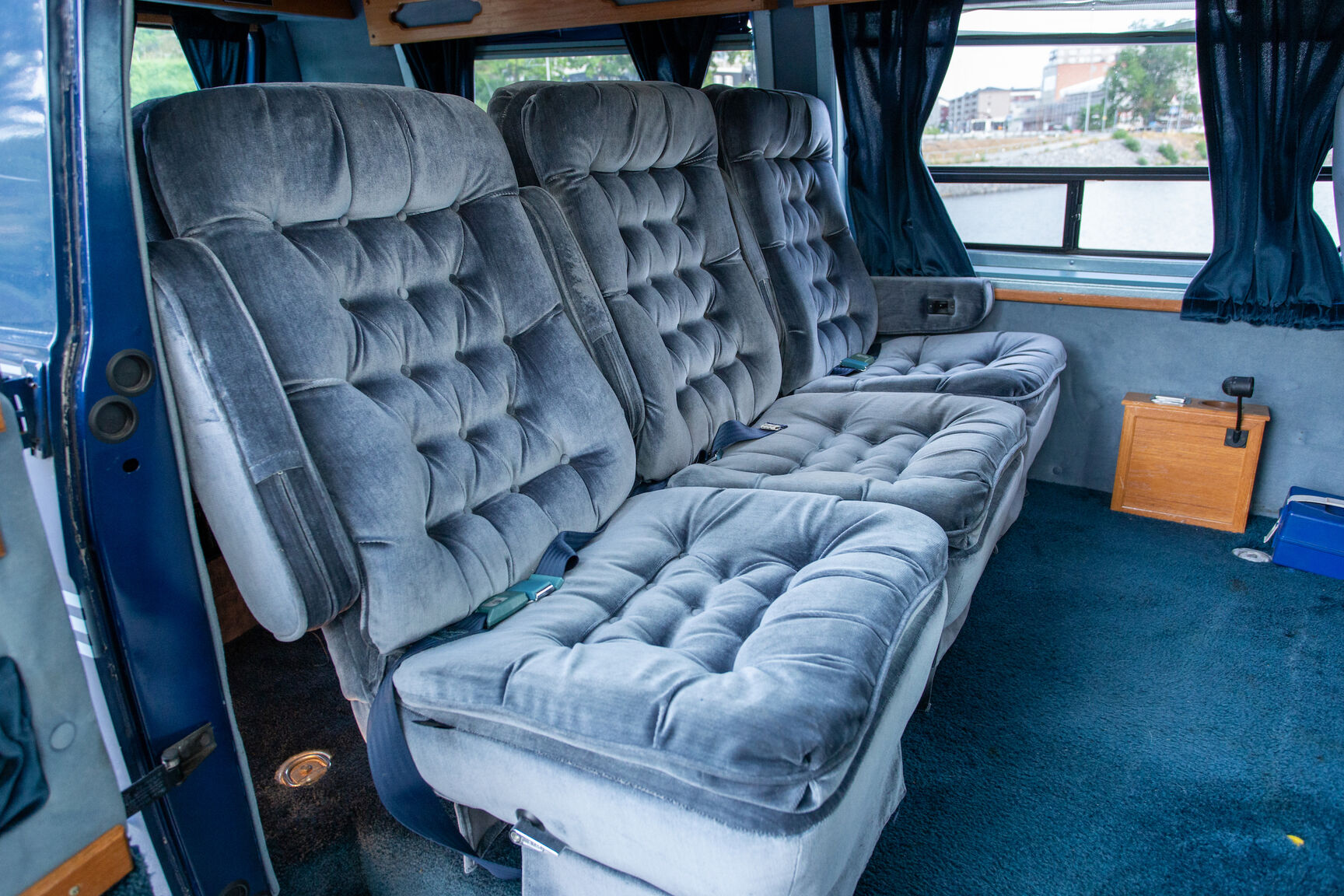 Innenraumfoto von 1989 Chevrolet G20 Conversion Van