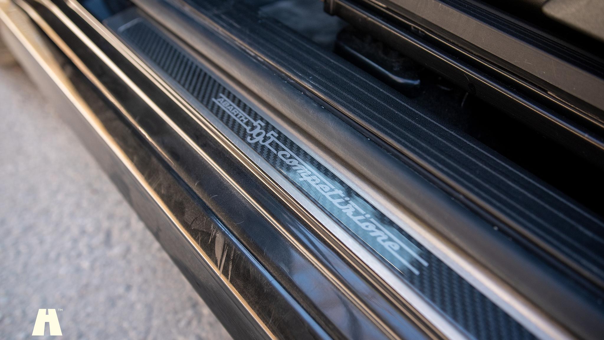 Interior image of 2016 Abarth 595 Competizione (38)