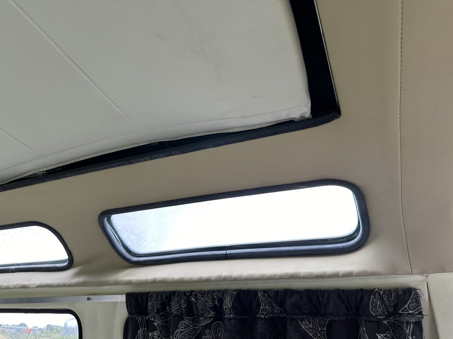 Interior image of 1970 Volkswagen T1