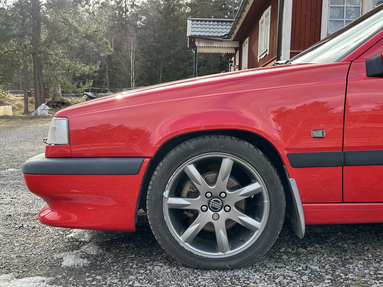 Exteriörbild på 1997 Volvo 850 R