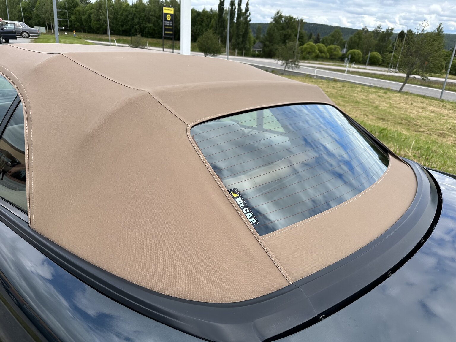 Exterior image of 1998 Ford Mustang GT Convertible