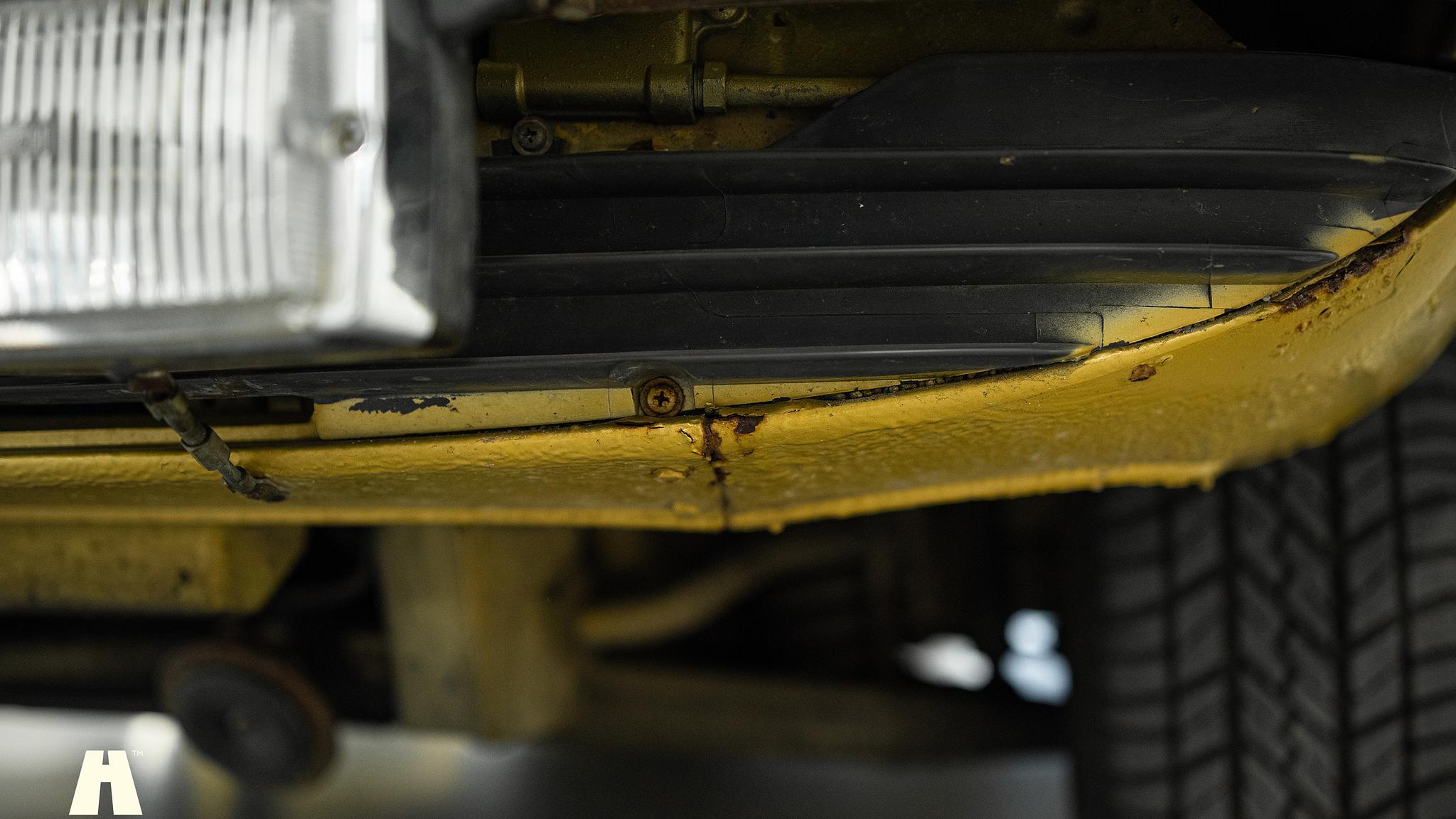 Aussenfoto 1975 Mercedes SL 350