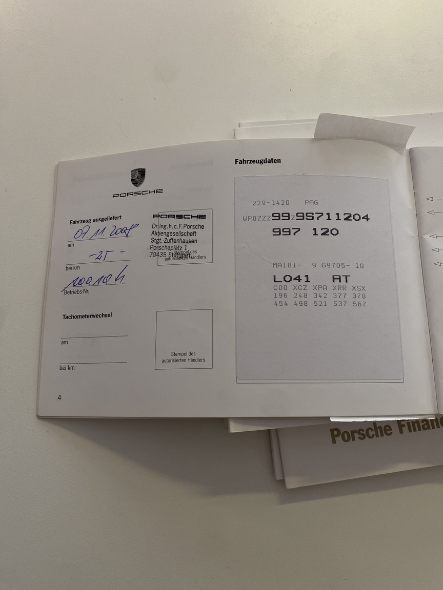 Dokumentation för 2009 Porsche 997.2 C2S Manuell (8)