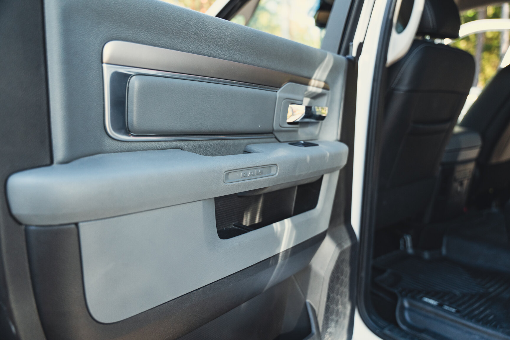 Interior image of 2017 Dodge Ram 1500 AEV (73)