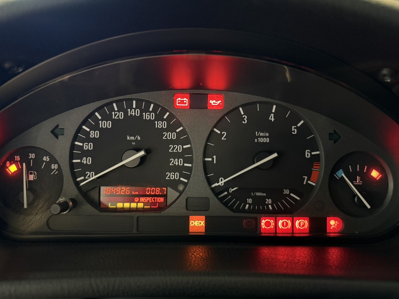 Interiörbild 1995 BMW 325i Coupé AVUS Edition "No Reserve Auction"