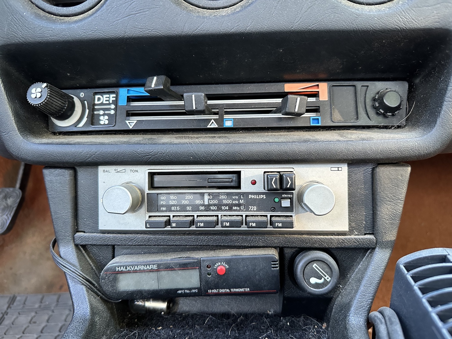 Innenraumfoto von 1984 Alfa Romeo Alfetta 2000