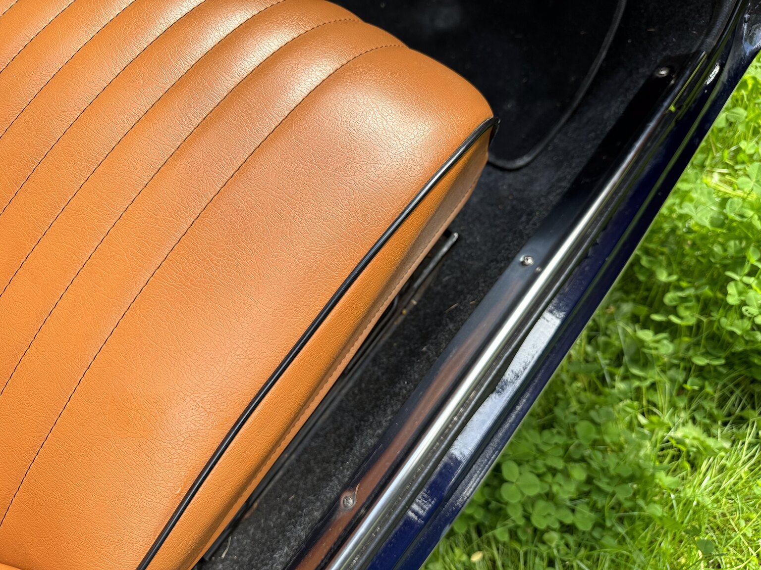 Interior image of 1971 Fiat 500 L (32)