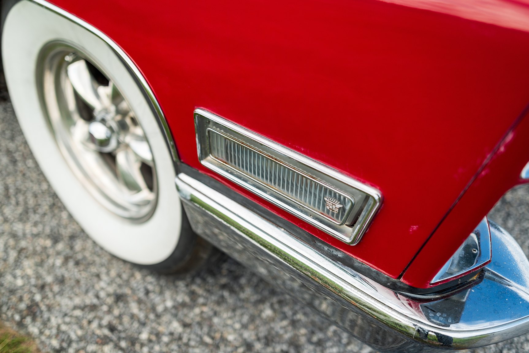 Exteriörbild på 1968 Cadillac DeVille Convertible