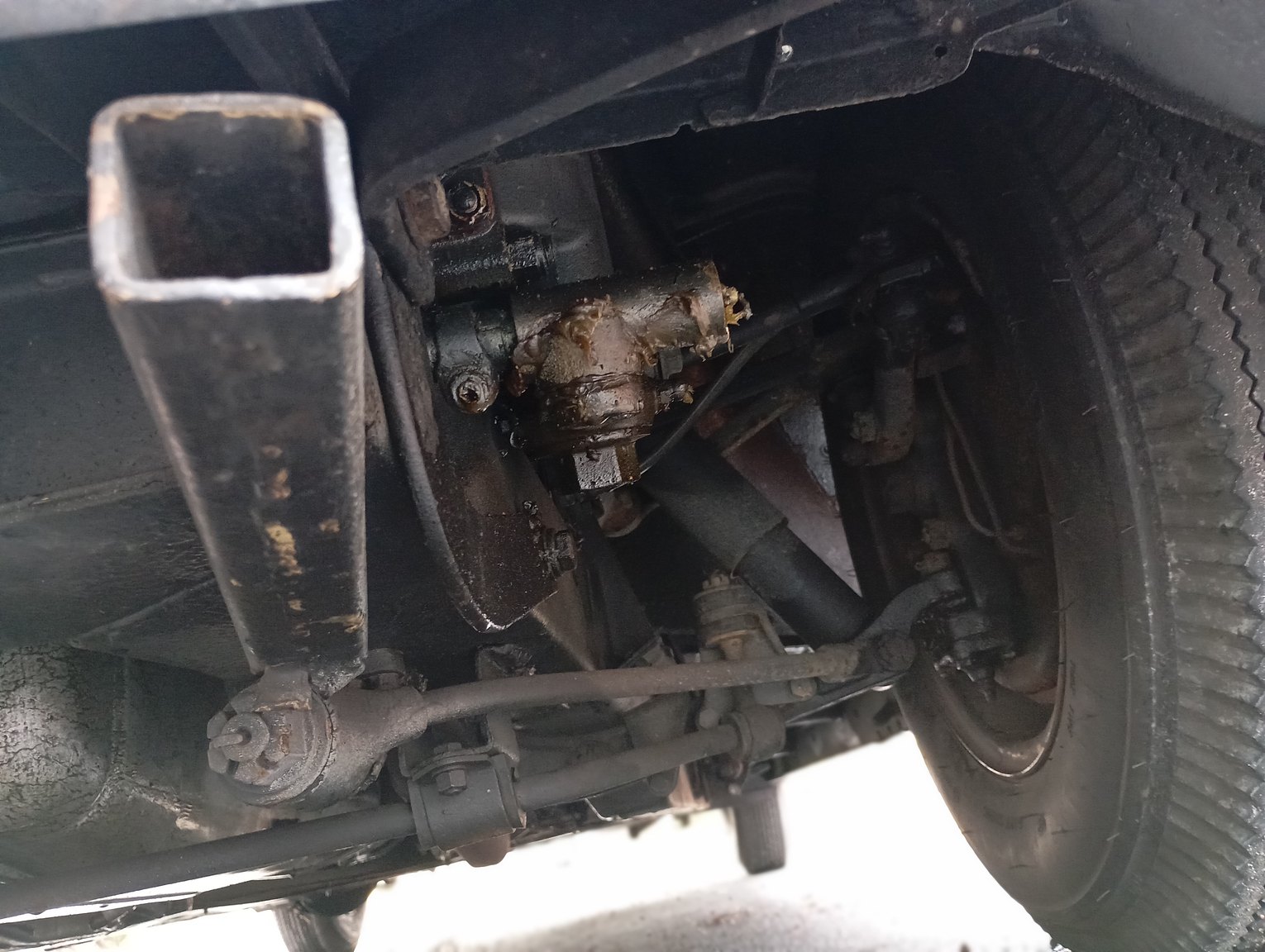 Image of 1954 Jaguar Mark VII mechanics