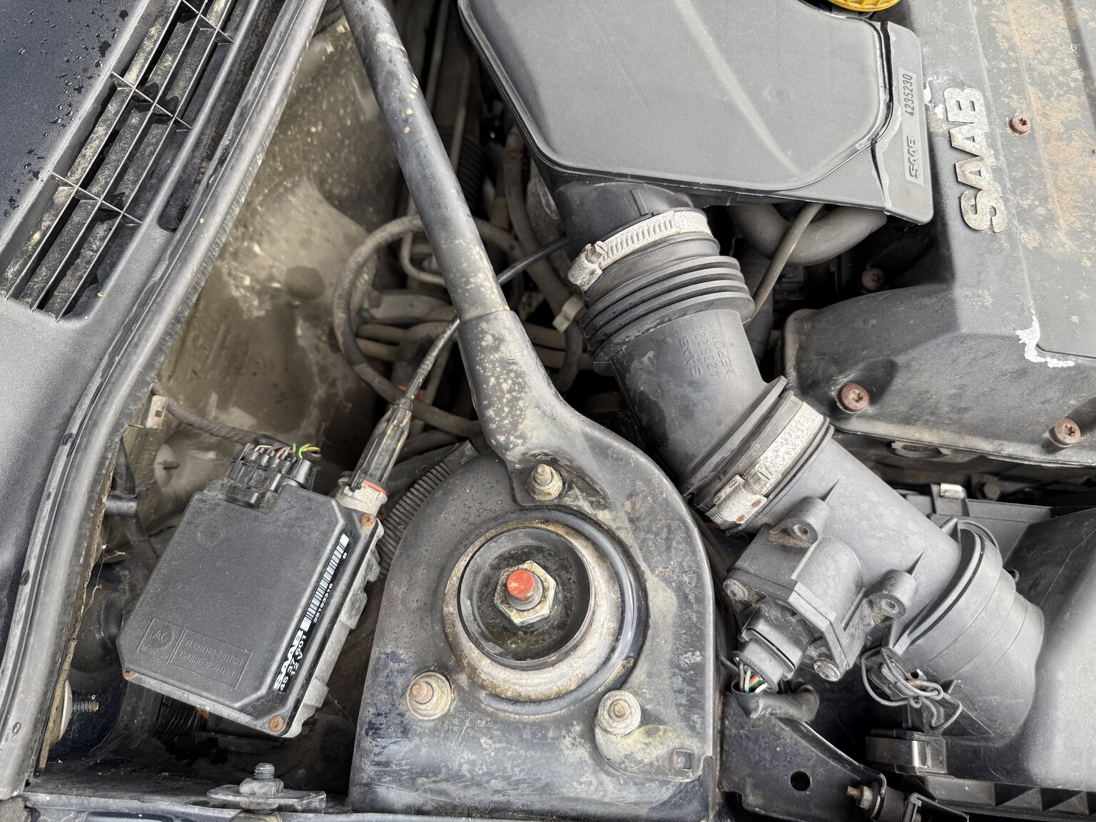 Image of 1997 SAAB 900 mechanics