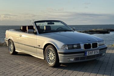 Exterior image of 1993 BMW 325 I CABRIO 