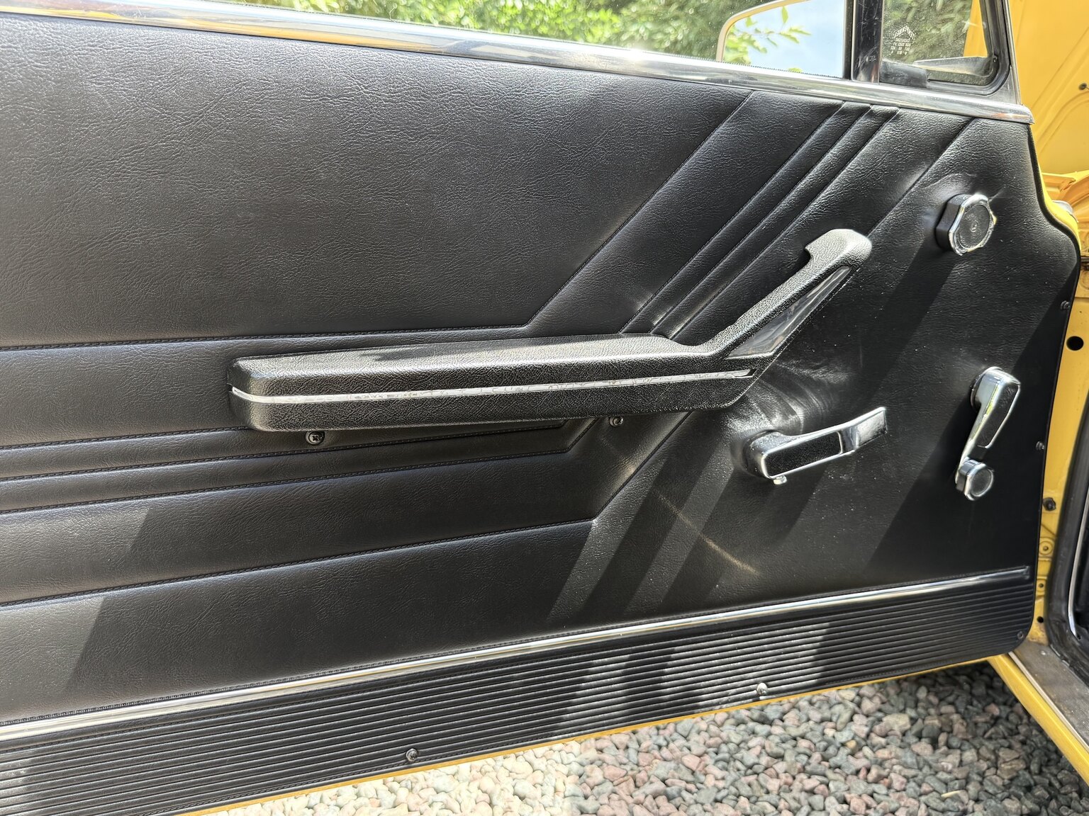 Interior image of 1974 Alfa Romeo GT 1600 Junior