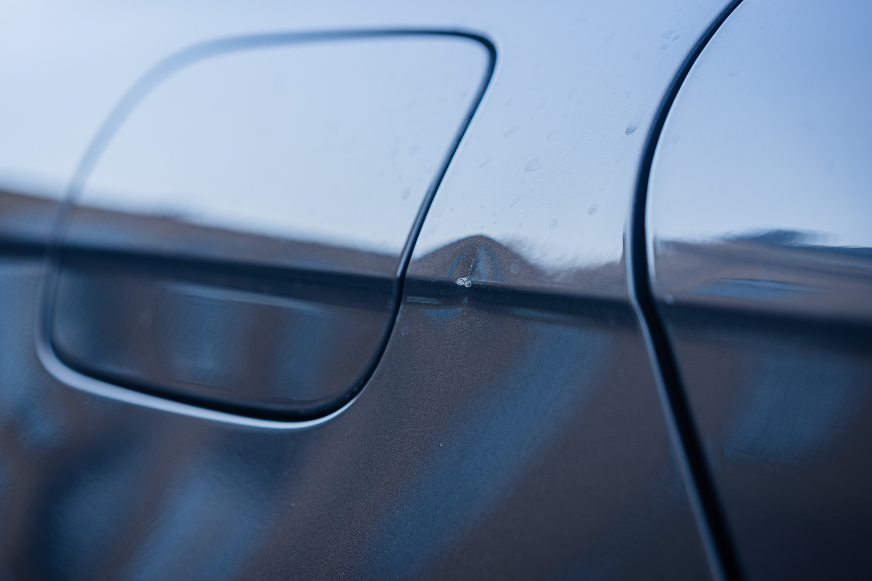 Exterior image of 2011 Audi S4 (41)