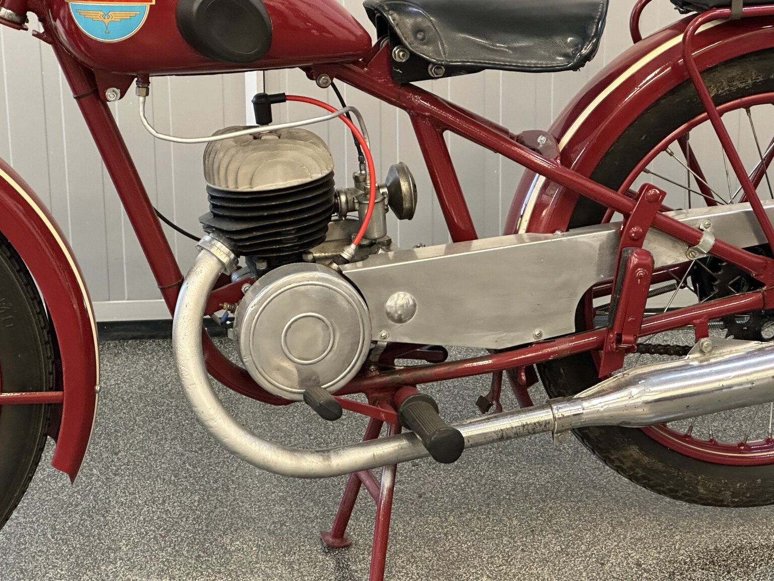 Image of 1950 King 150 mechanics
