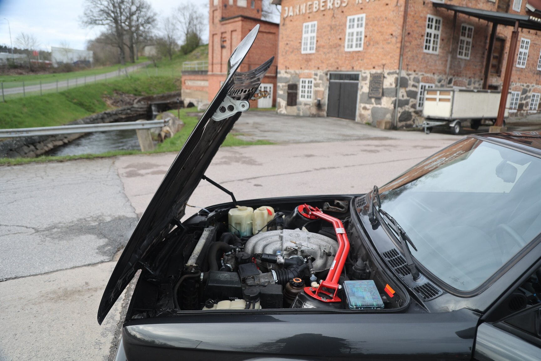 1989 BMW 325i, Mekanik