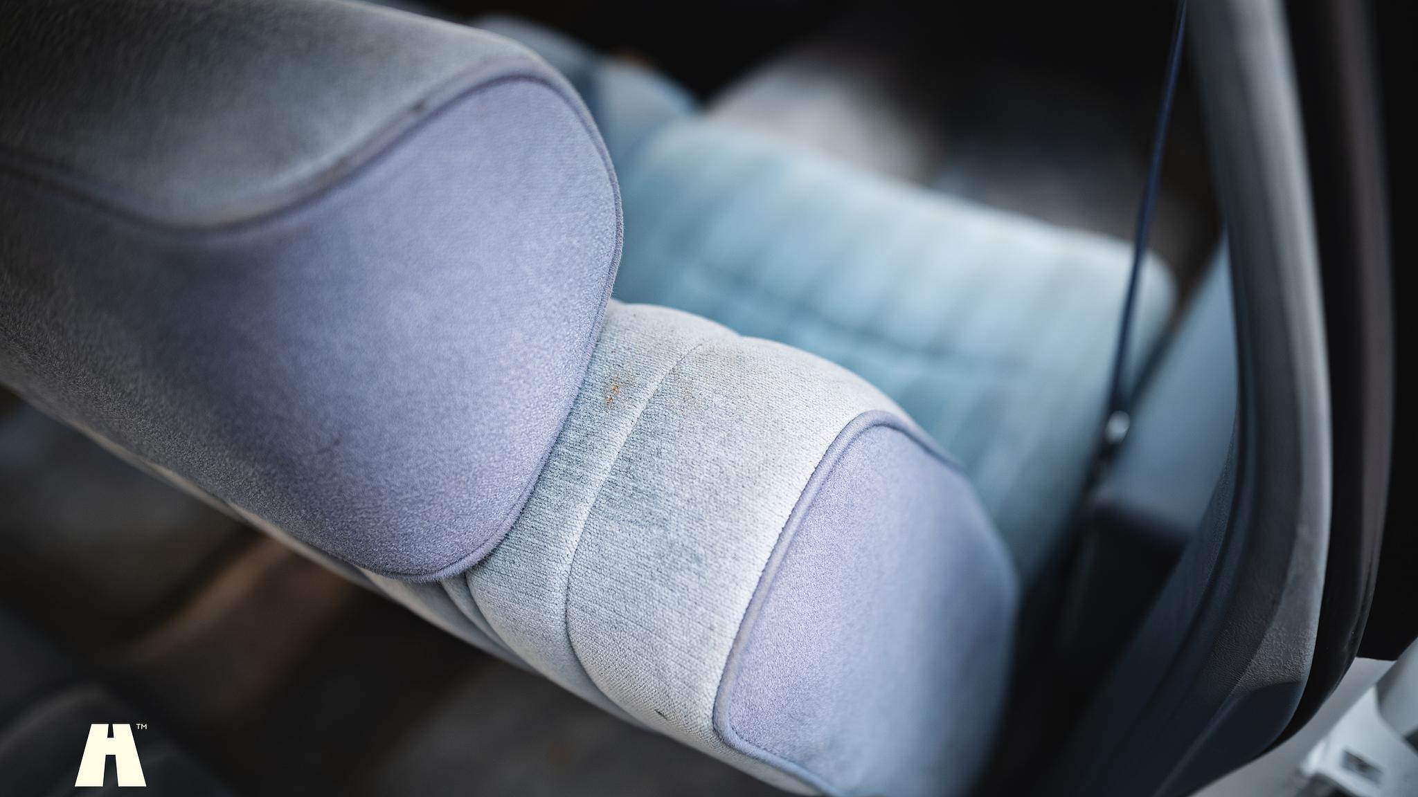 Interior image of 1994 Oldsmobile Cutlass Ciera Sedan 3.1 (105)