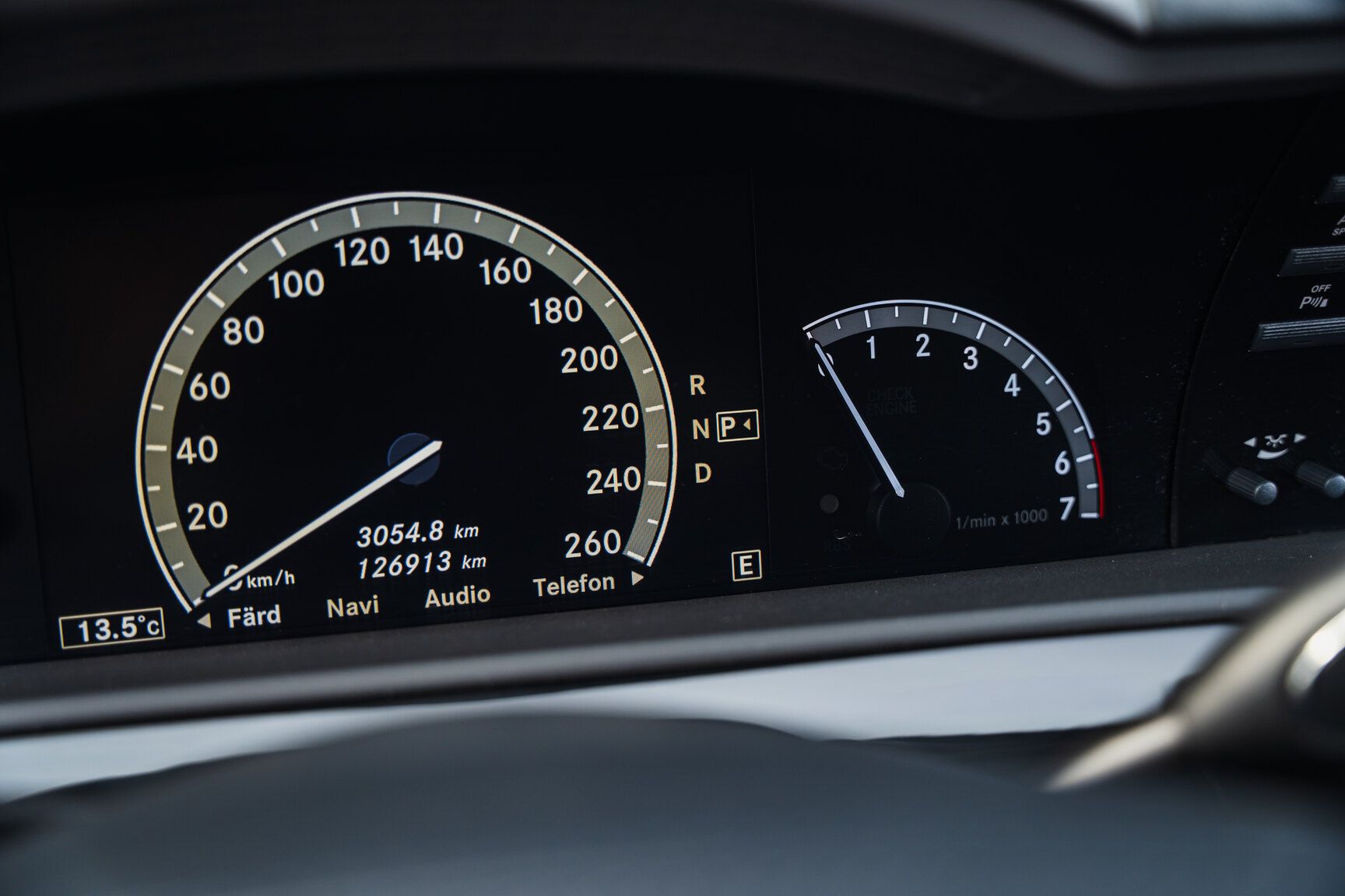 Interior image of 2011 Mercedes-Benz S600