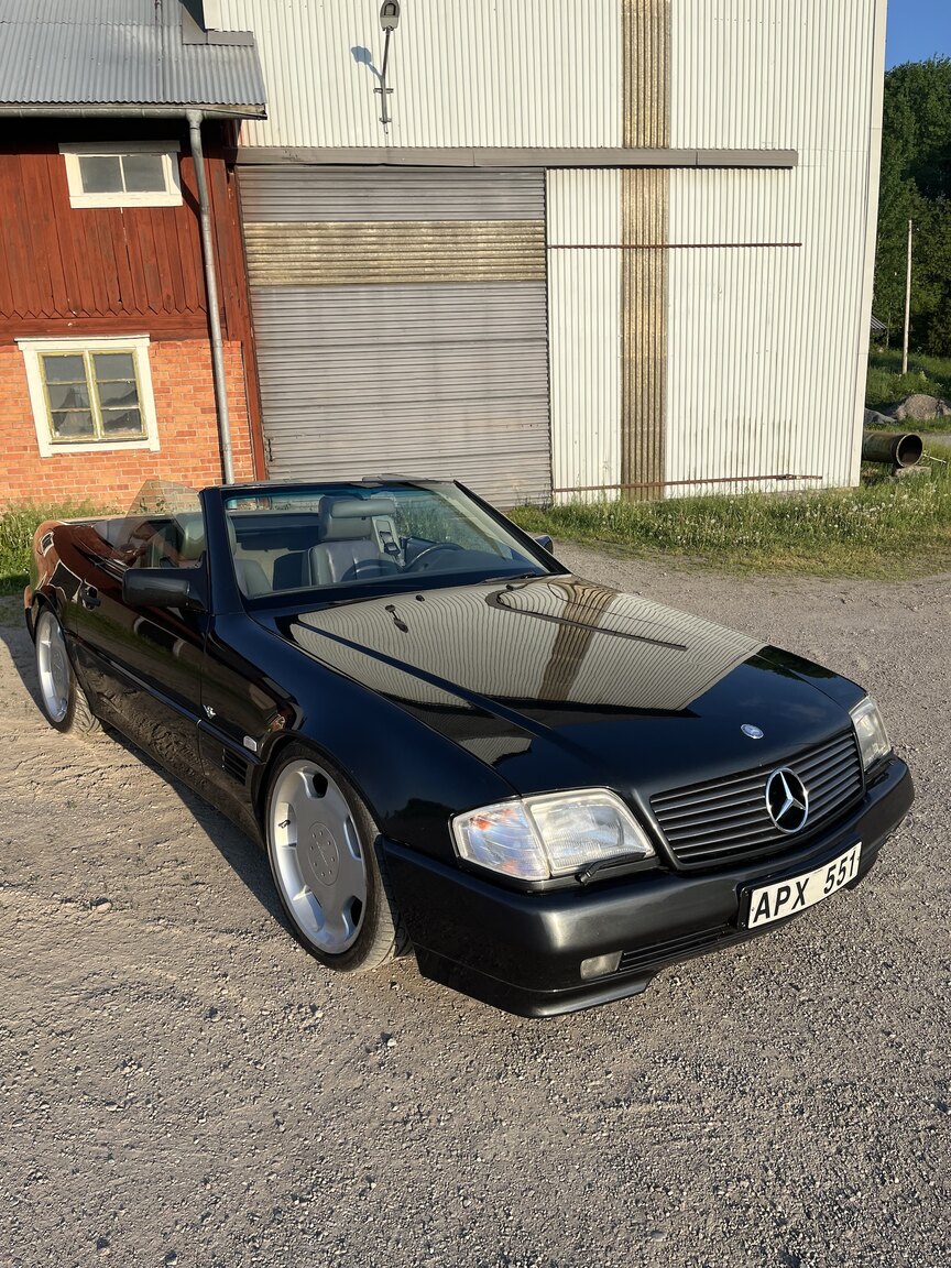 Exteriörbild på 1992 Mercedes-Benz SL 500