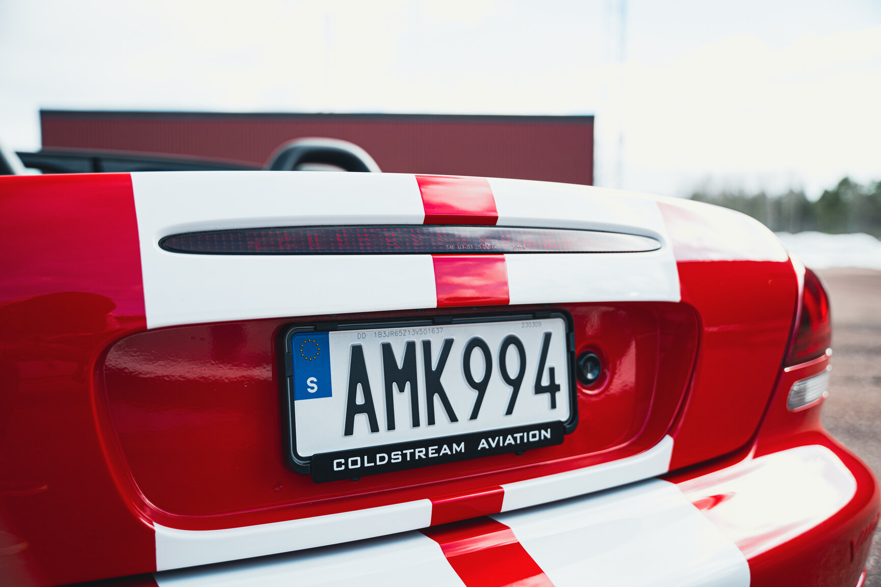 Exteriörbild på 2003 Dodge Viper SRT-10