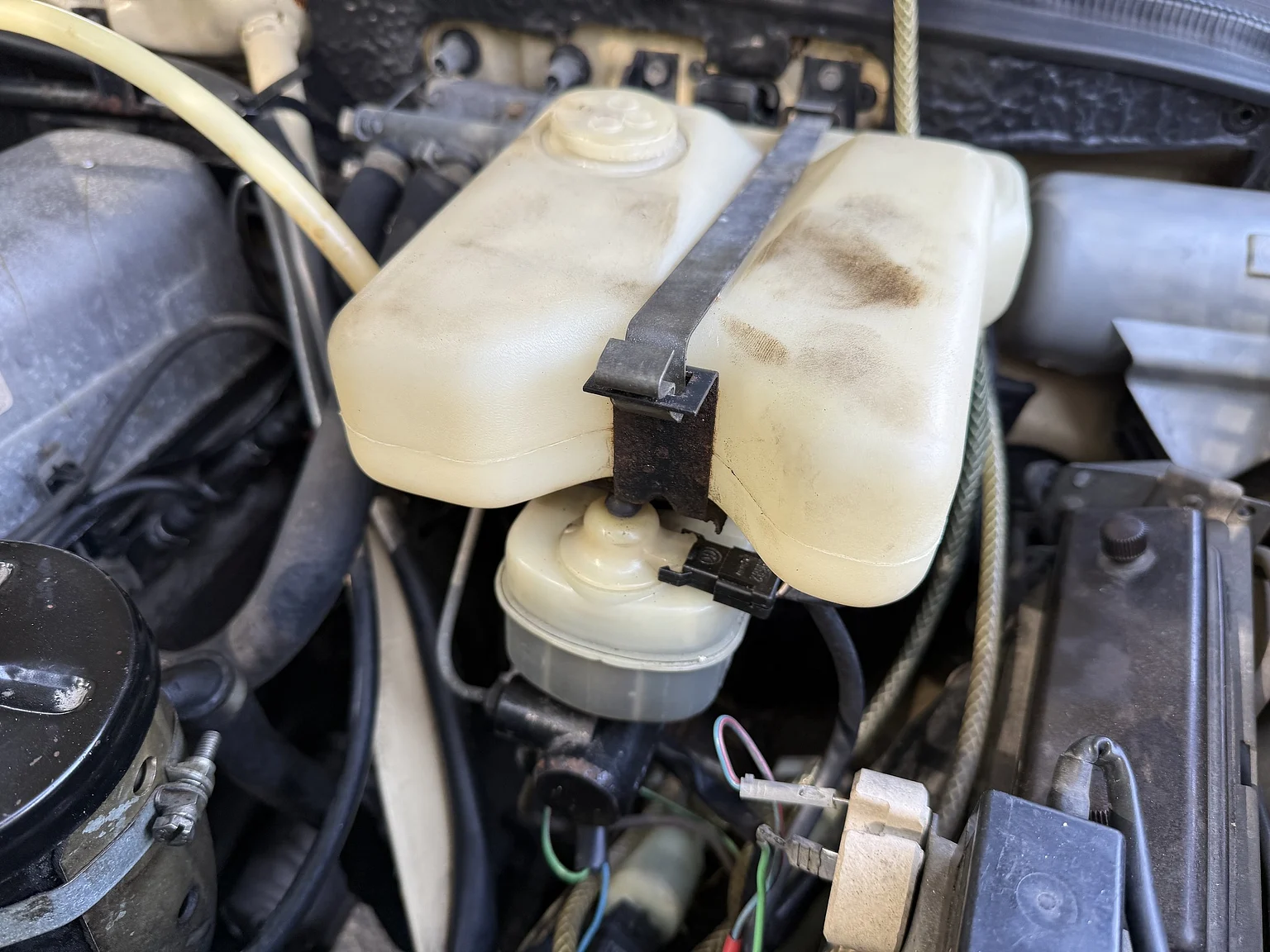 Image of 1974 Mercedes-Benz 230 Automatic mechanics (13)