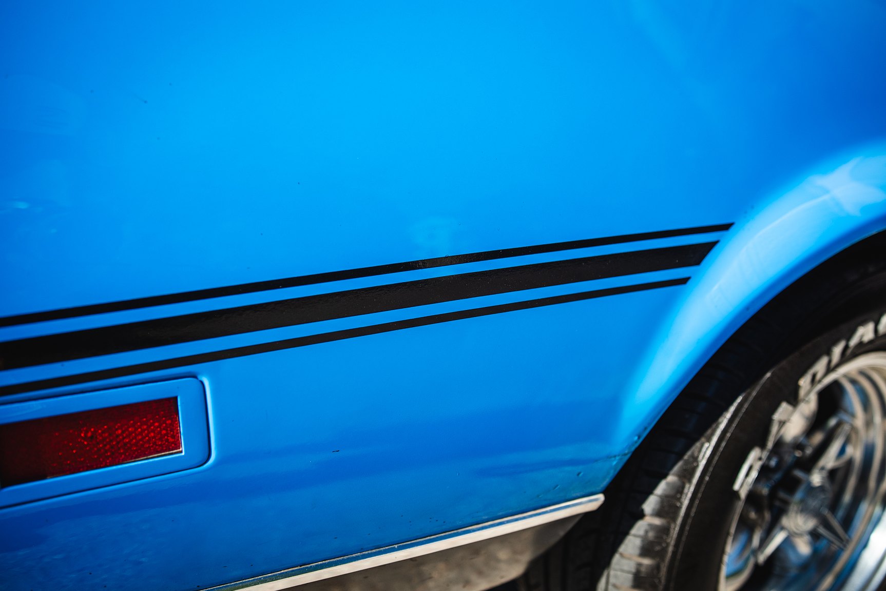 Exterior image of 1971 Ford Mustang Mach 1