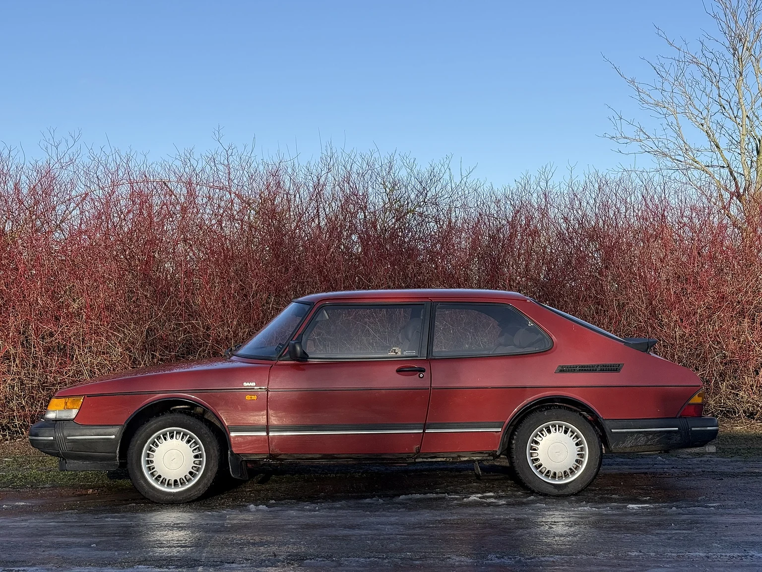 Exteriörbild på 1991 SAAB 900S Turbo 2-door (8)