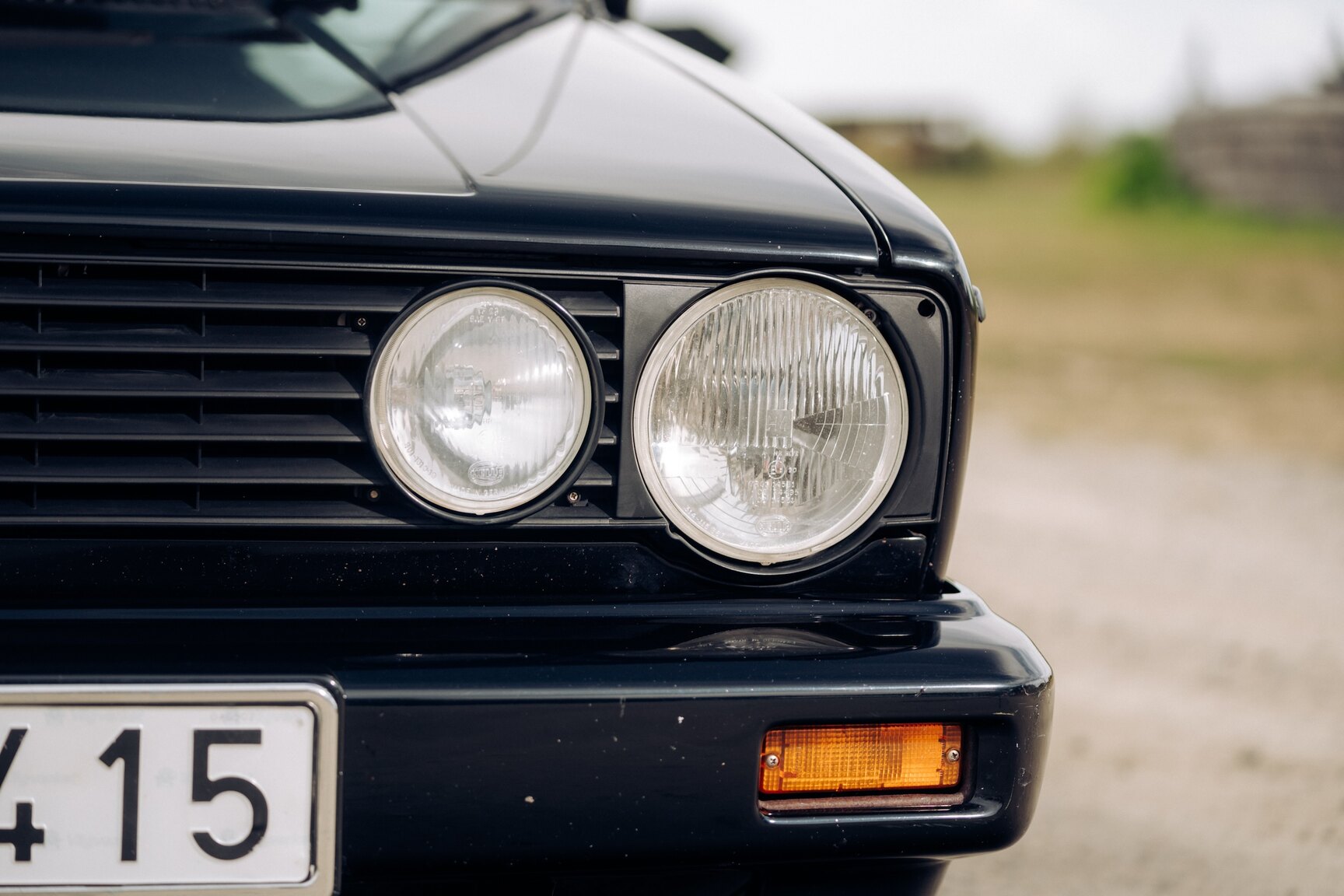 Exterior image of 1991 VW Golf Cabriolet "Etienne Aigner Edition"