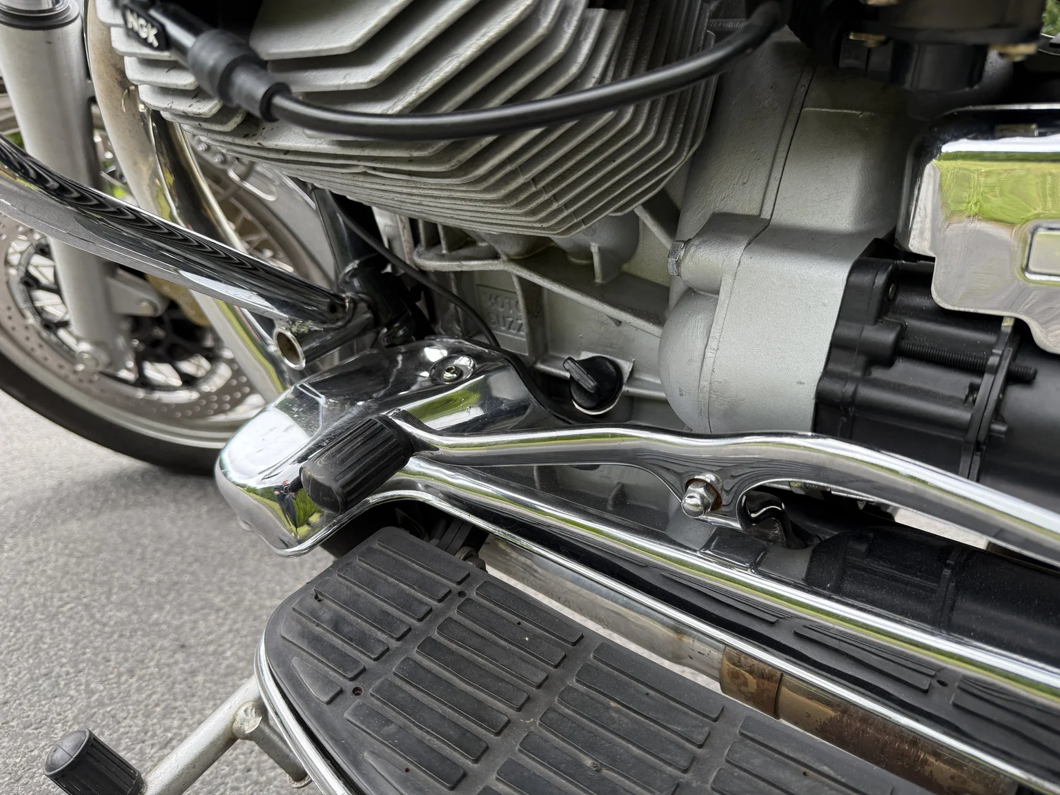 Image of 2001 Moto Guzzi California EV mechanics (22)