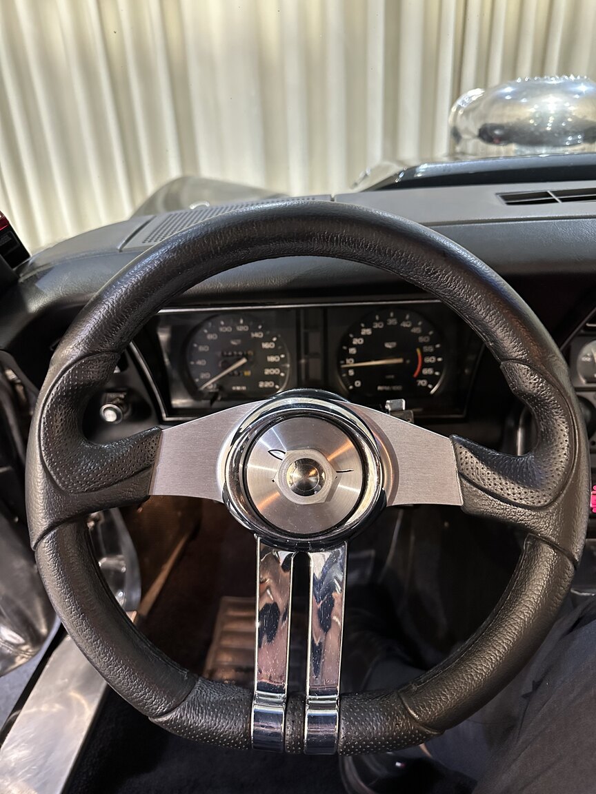 Innenraumfoto von 1975 Chevrolet Corvette Stingray 