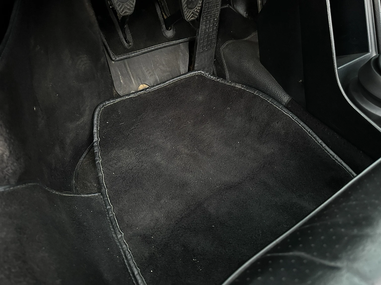 Innenraumfoto von 1983 Porsche 911 SC (53)