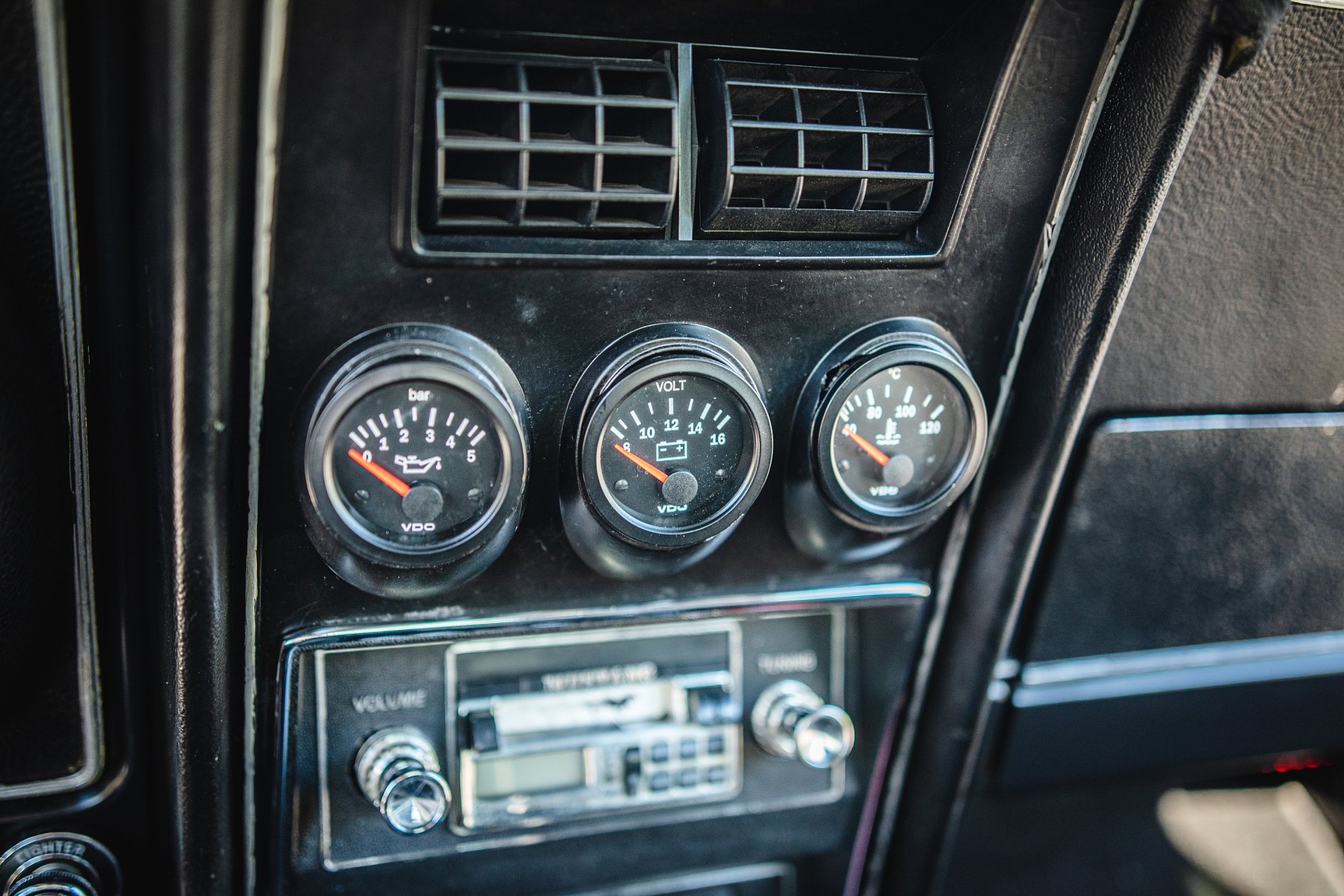 Innenraumfoto von 1971 Ford Mustang Mach 1