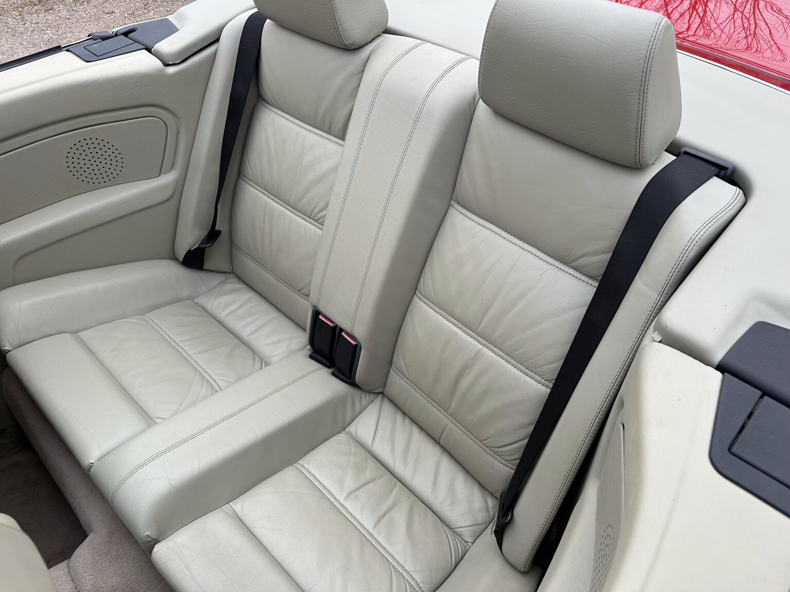 Innenraumfoto von 1987 BMW 325i Convertible (14)