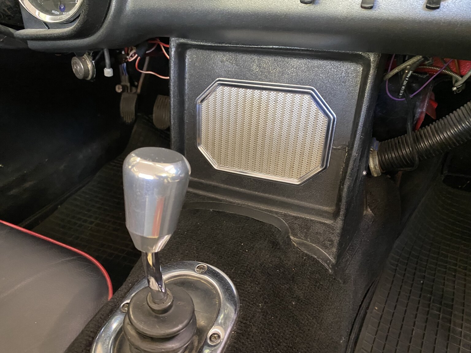 Interior image of 1967 MG MGB 1800
