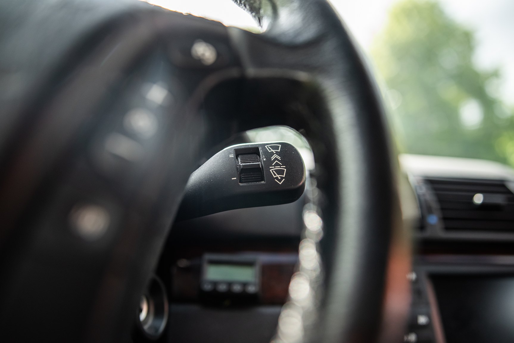 Interior image of 2001 BMW 330Xi