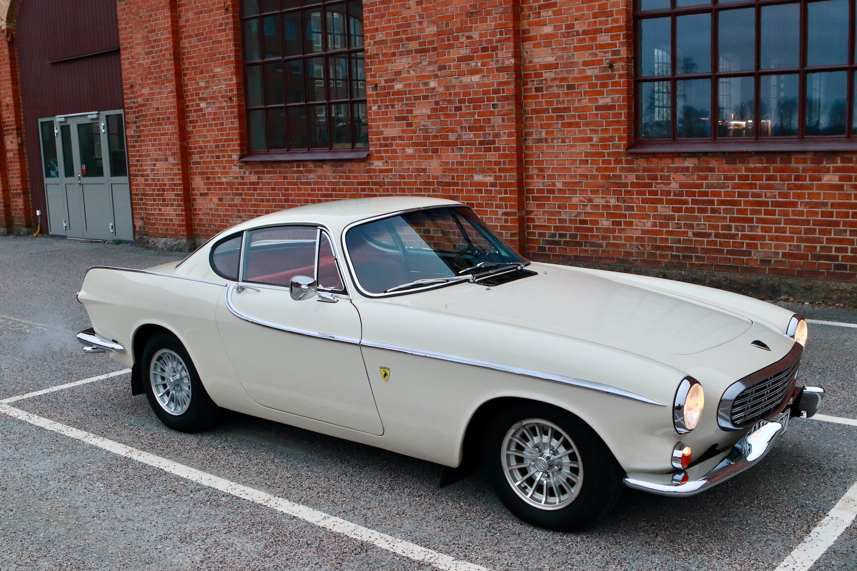 Exteriörbild på 1964 Volvo P 1800S