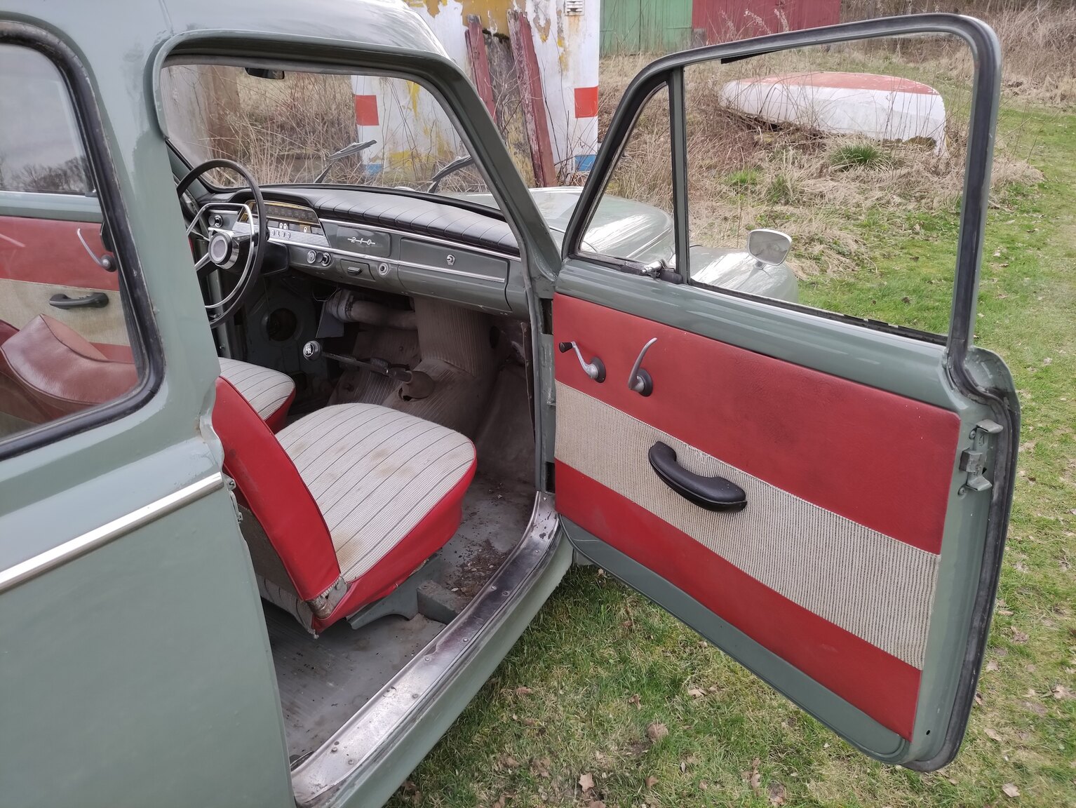 Innenraumfoto von 1960 Volvo P210 Duett