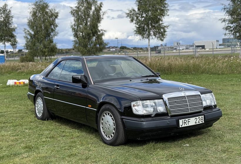 1990 Mercedes-Benz 300CE-24 JRF228